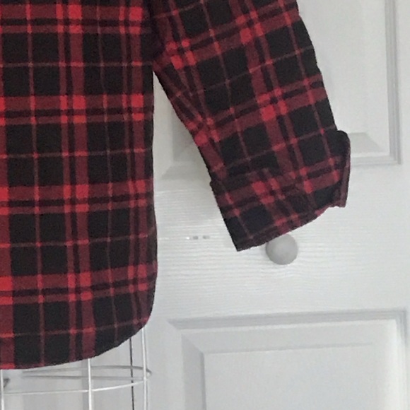 Fieldmaster flannel button down size M - Picture 7 of 9
